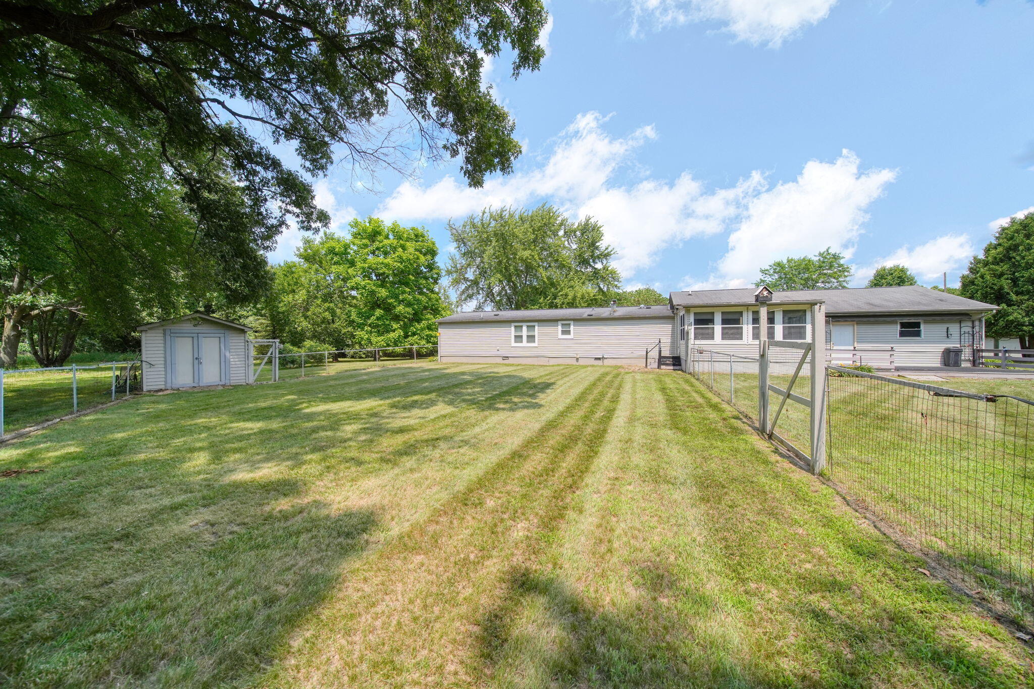 8756 Portage Lake Road Munith, MI 49259 - Photo 42 of 71 47-web-or-mls-DSC08519_HDR