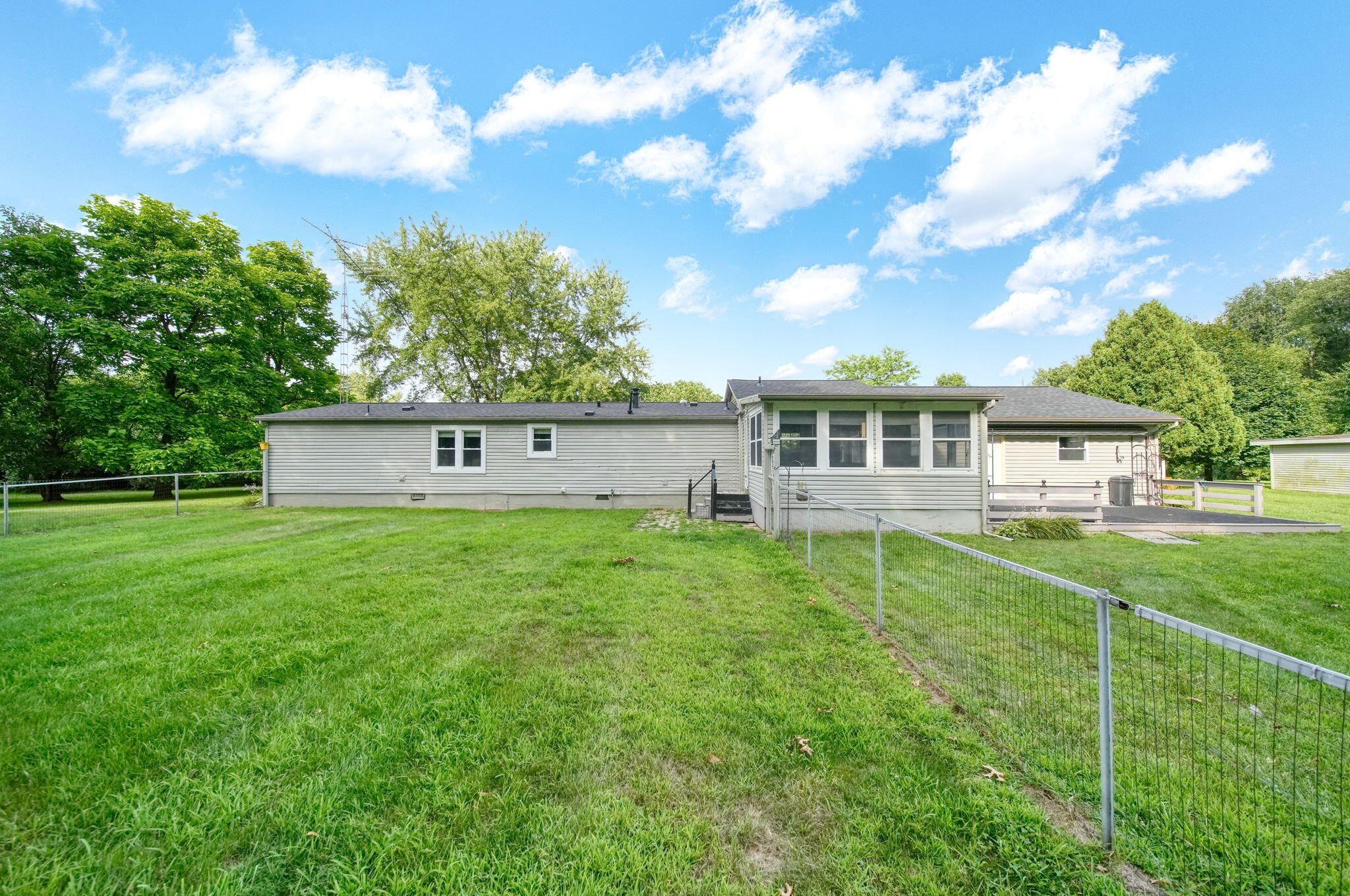 8756 Portage Lake Road Munith, MI 49259 - Photo 70 of 71 87-web-or-mls-DSC01592_HDR