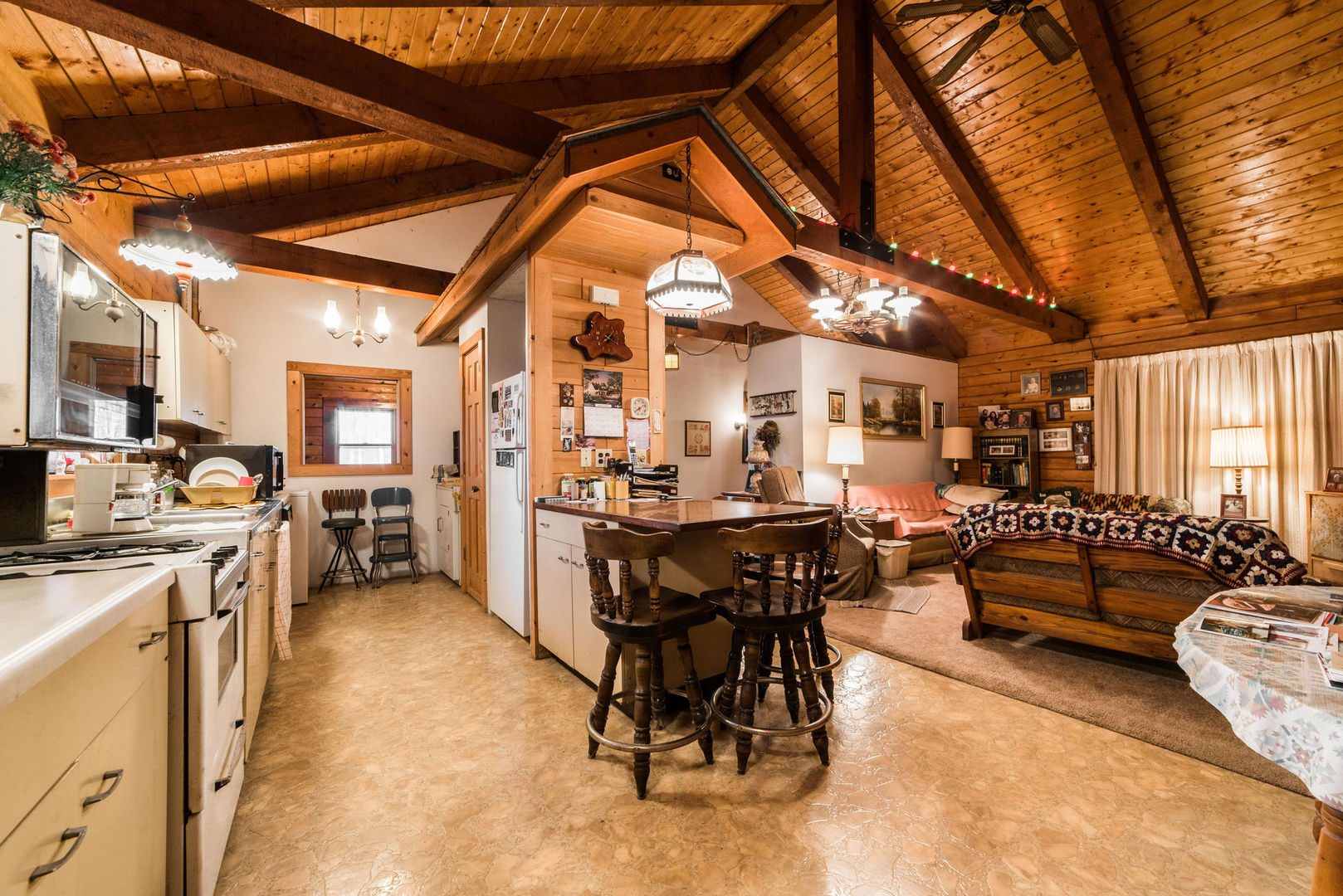 420 Mt Hunger Road Sycamore, IL 60178 - Photo 11 of 43