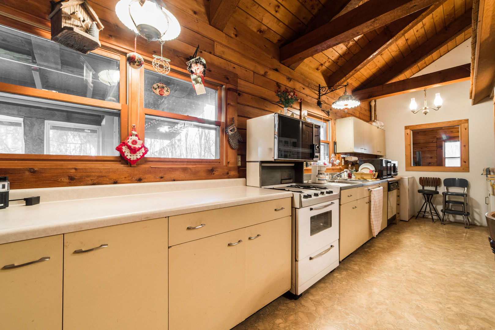 420 Mt Hunger Road Sycamore, IL 60178 - Photo 13 of 43
