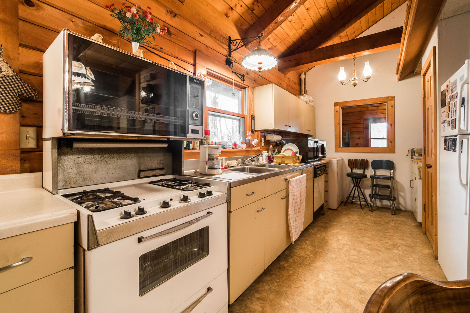 420 Mt Hunger Road Sycamore, IL 60178 - Photo 14 of 43