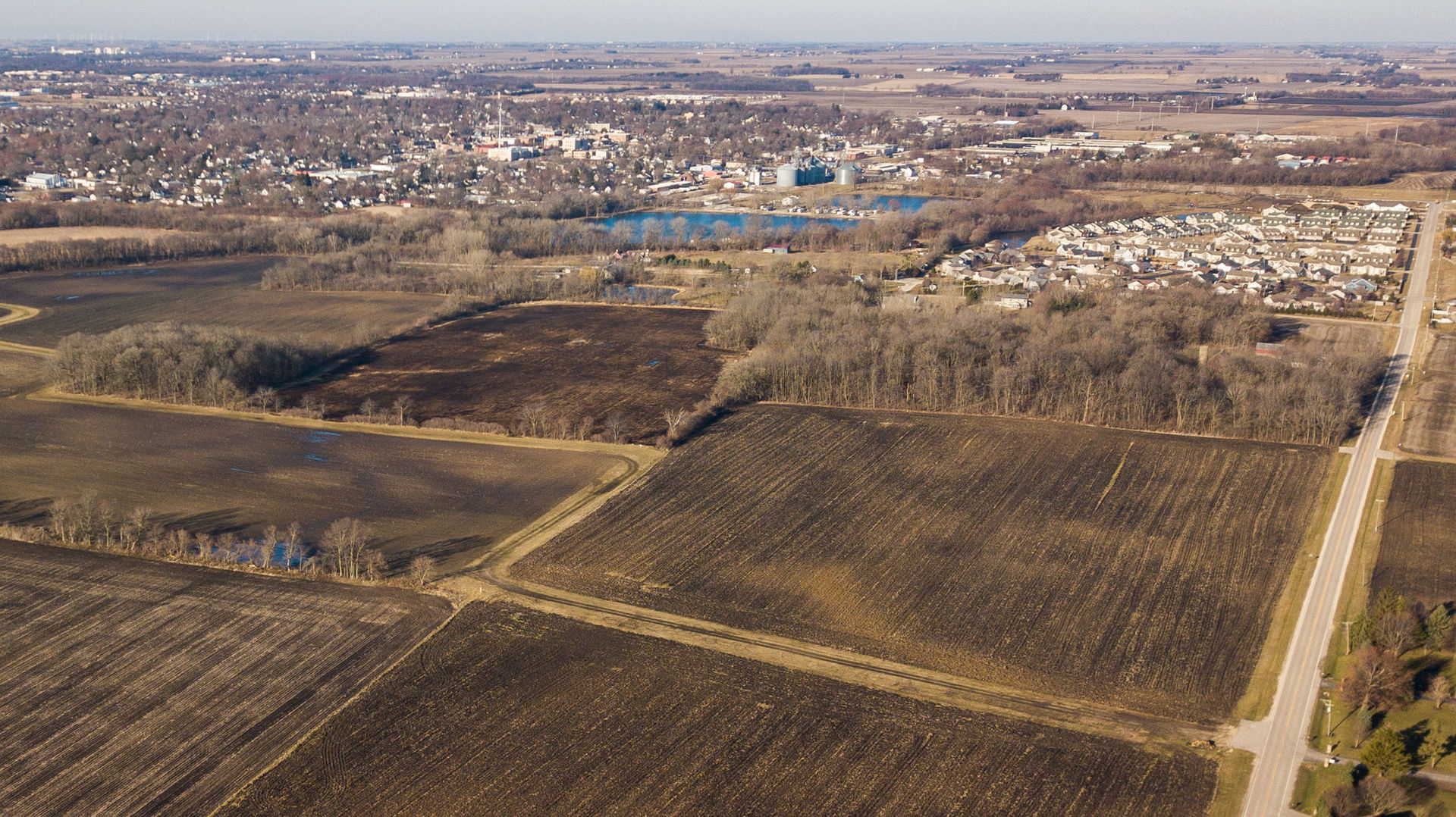 420 Mt Hunger Road Sycamore, IL 60178 - Photo 41 of 43