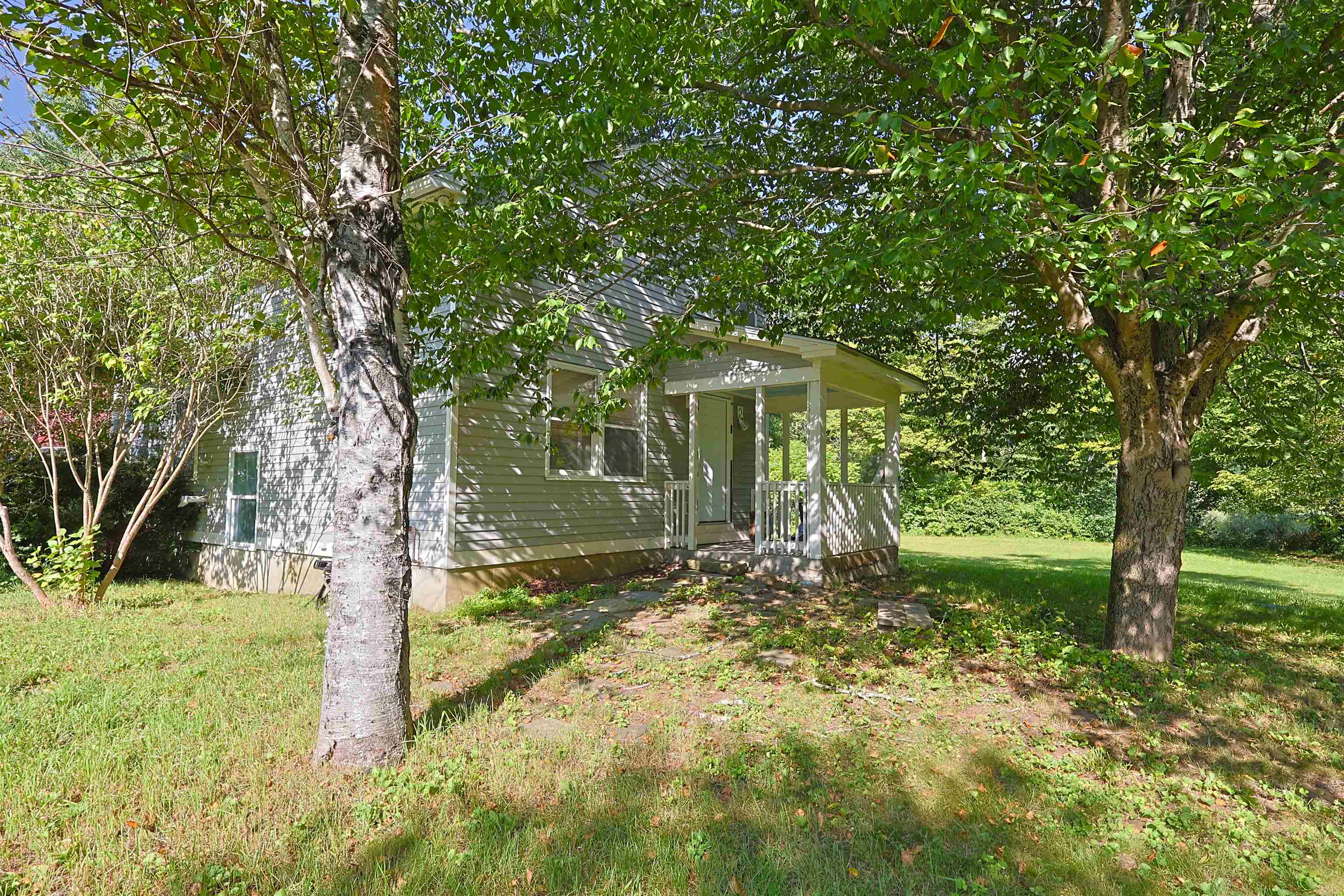 86 Brownsville Road Hartland, VT 05048 - Photo 4 of 52 Gallery Image 4