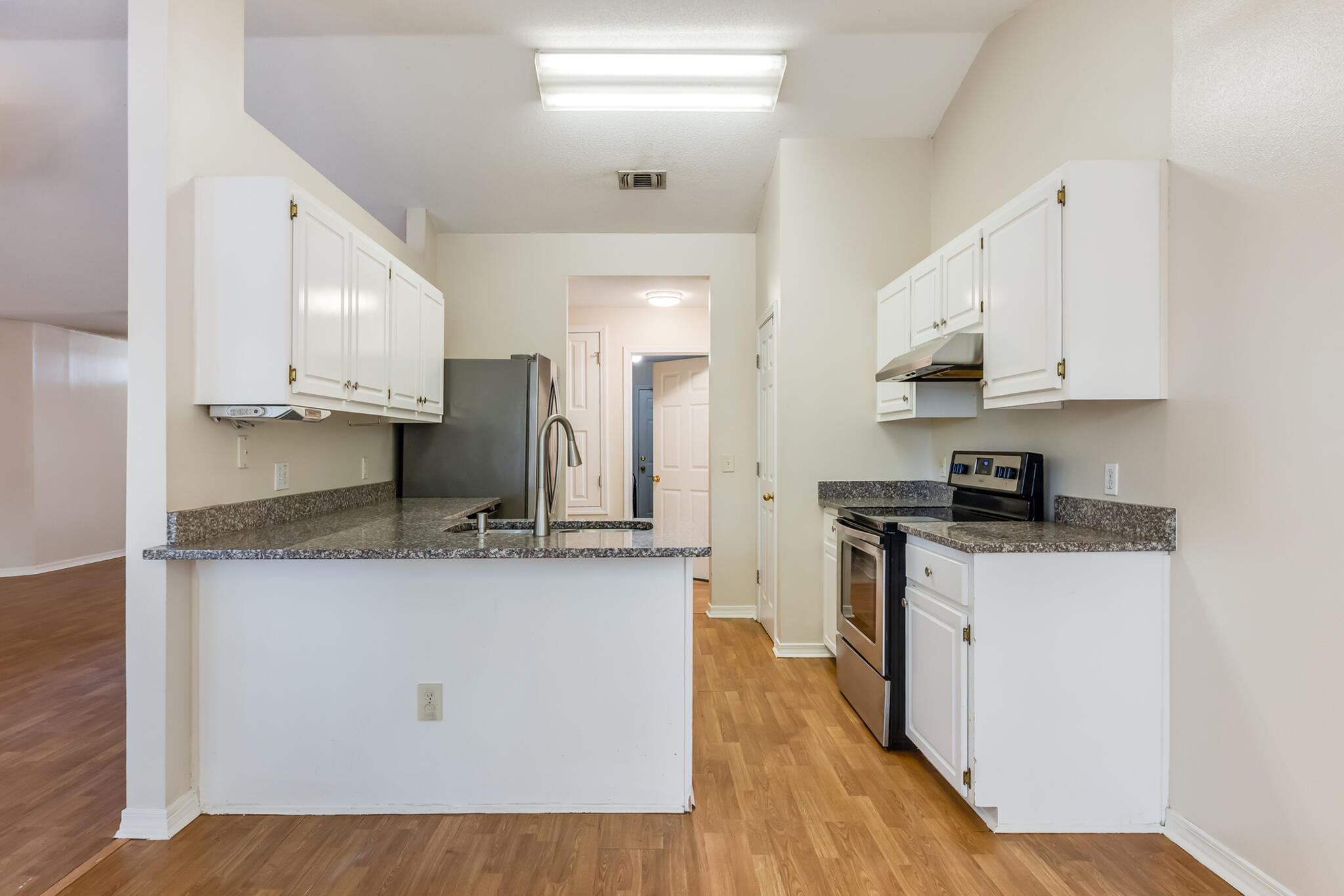 2207 Titanium Drive Crestview, FL 32536 - Photo 14 of 49 14-14