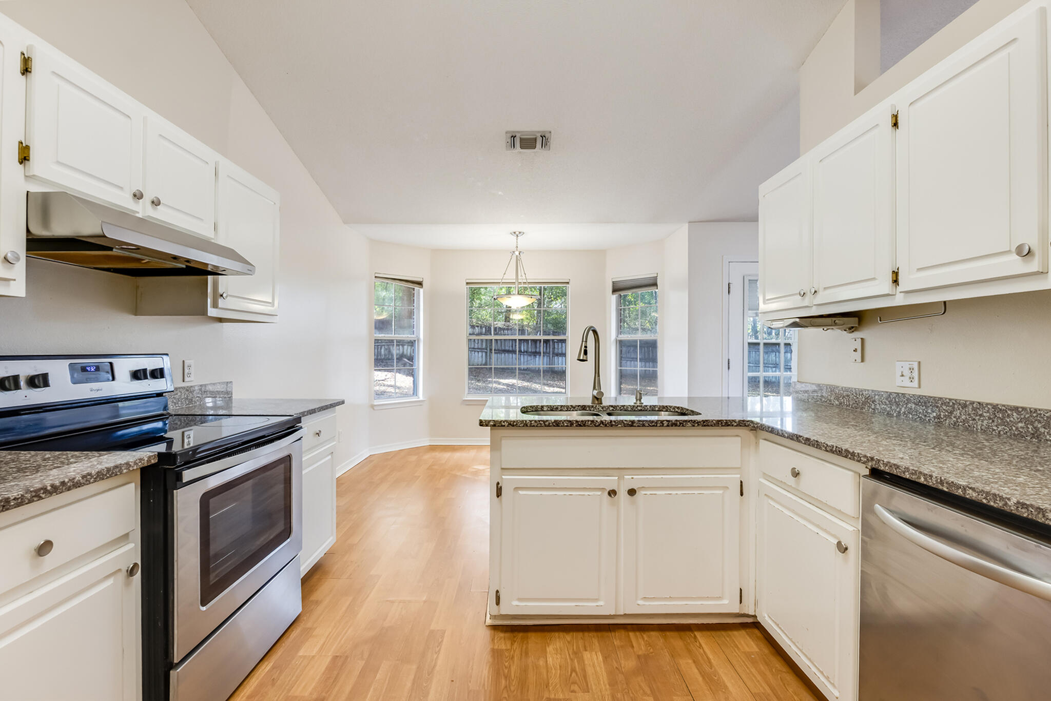 2207 Titanium Drive Crestview, FL 32536 - Photo 16 of 49 16-16