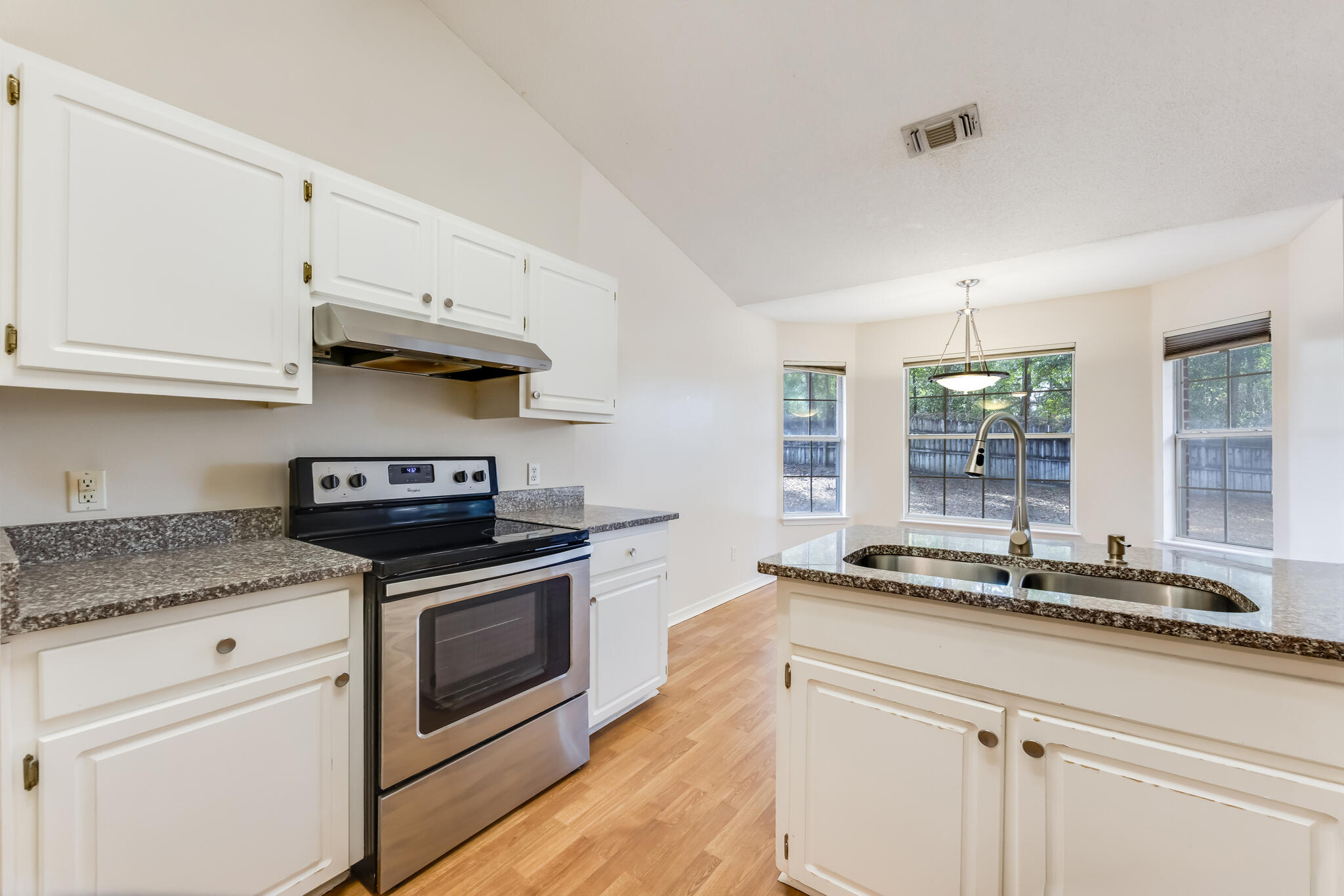 2207 Titanium Drive Crestview, FL 32536 - Photo 17 of 49 17-17