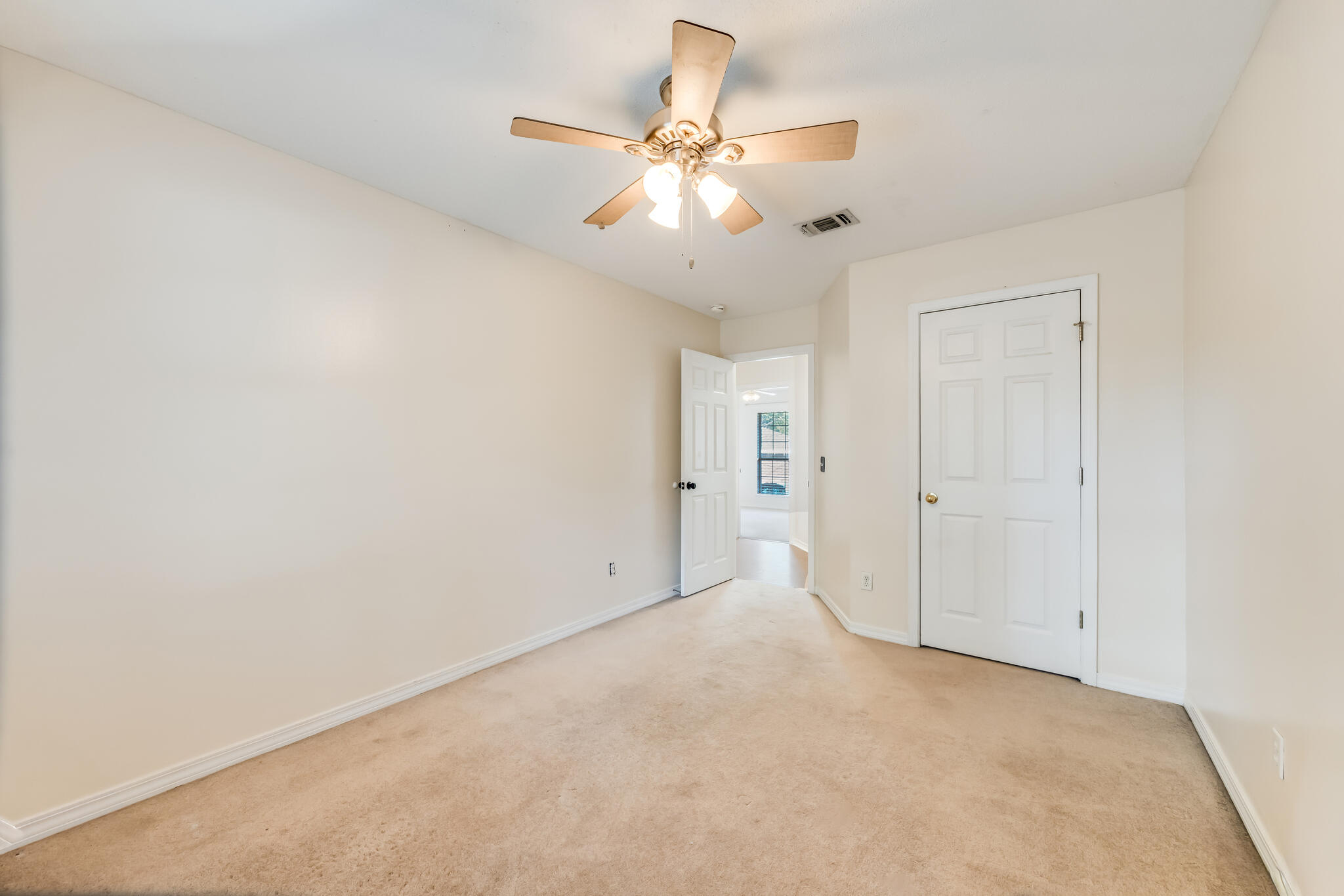 2207 Titanium Drive Crestview, FL 32536 - Photo 37 of 49 37-37