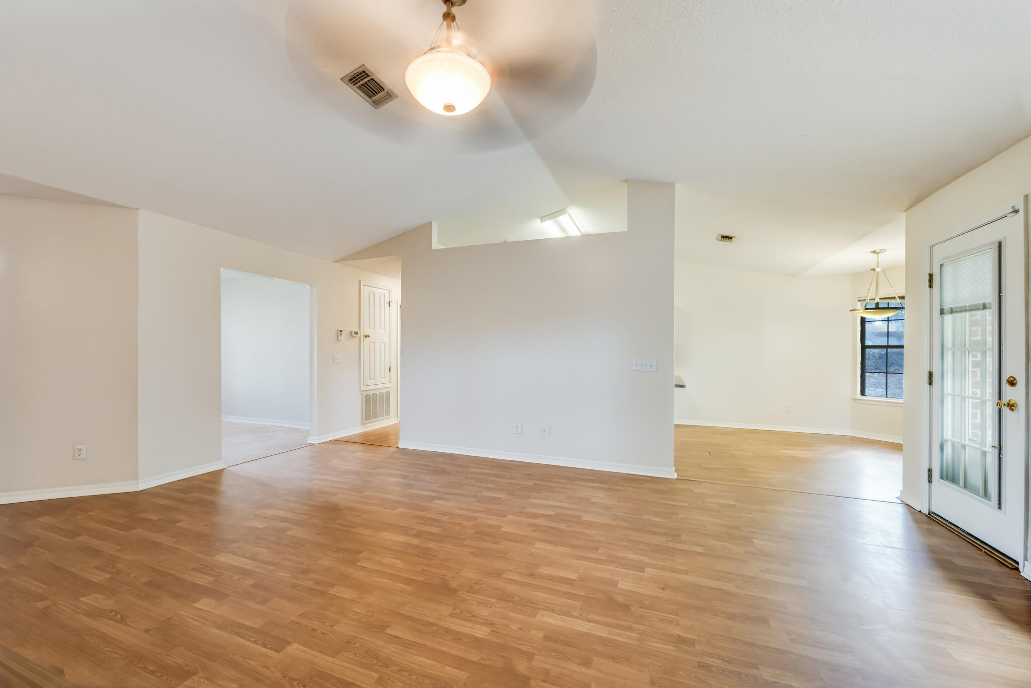 2207 Titanium Drive Crestview, FL 32536 - Photo 6 of 49 6-06