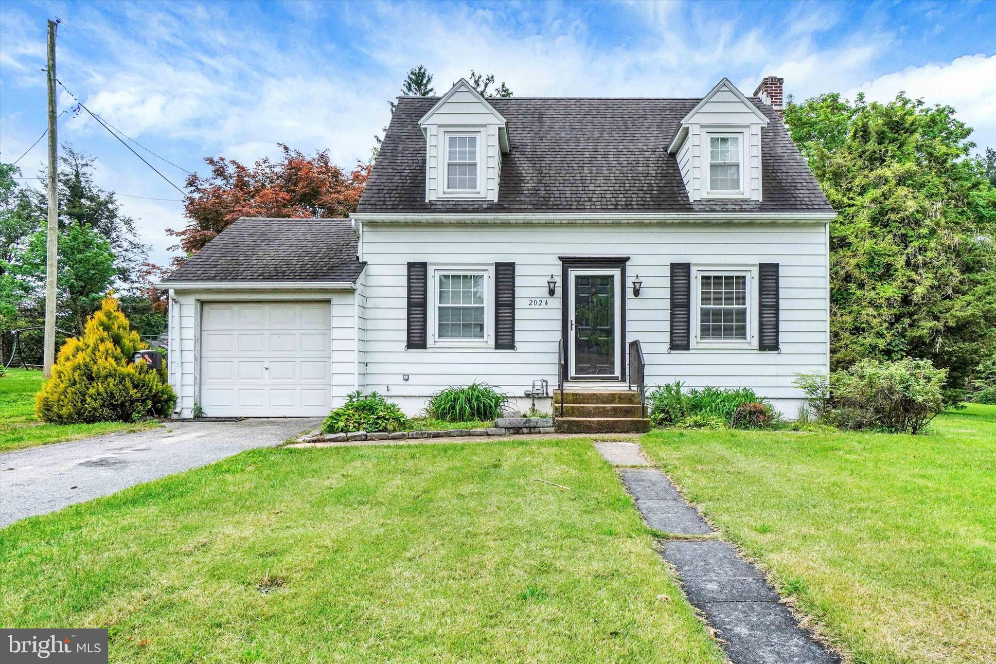 2024 Spring Street York, PA 17408 - Photo 1 of 22