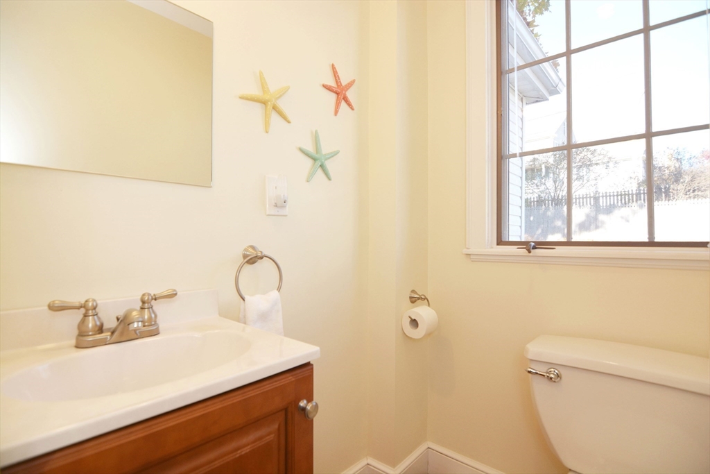 10 Pilgrim Road Medford, MA 02155 - Photo 32 of 42 Gallery Image 32