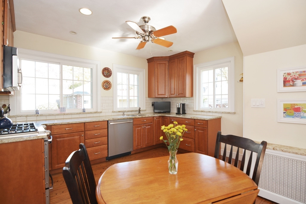 10 Pilgrim Road Medford, MA 02155 - Photo 9 of 42 Gallery Image 9