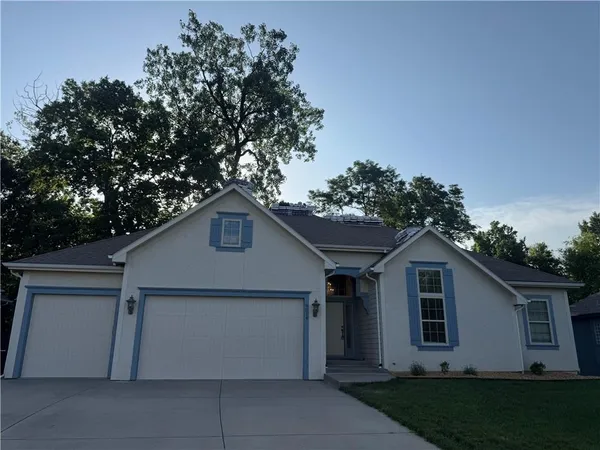 $524,900 | 9014 North St Clair Avenue, Kansas City, MO 64154