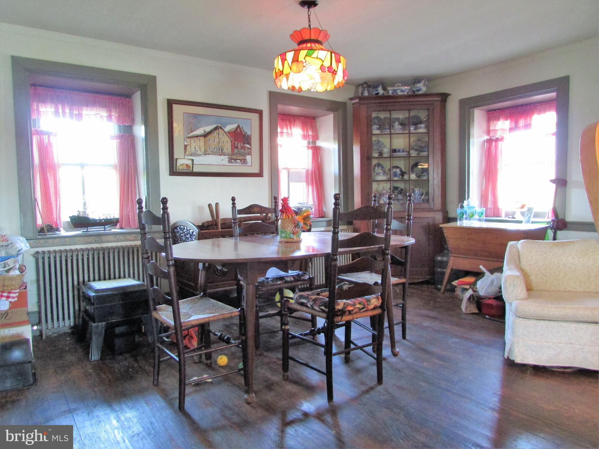 200 Bieber Mill Road Oley, PA 19547 - Photo 10 of 43 Dining Area
