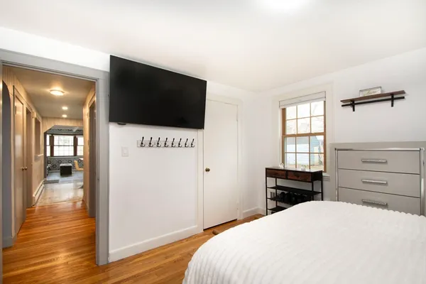 $699,900 | 214 Mechanic Street, Foxboro, MA 02035