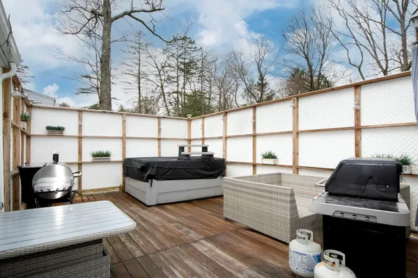 $699,900 | 214 Mechanic Street, Foxboro, MA 02035