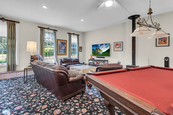 $599,900 | 6800 Wheaton Road, Jackson, MI 49201