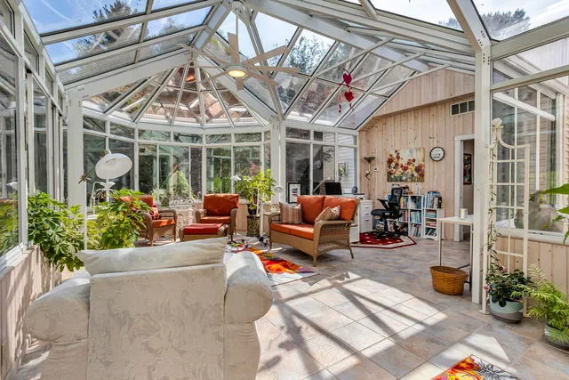 $599,900 | 6800 Wheaton Road, Jackson, MI 49201