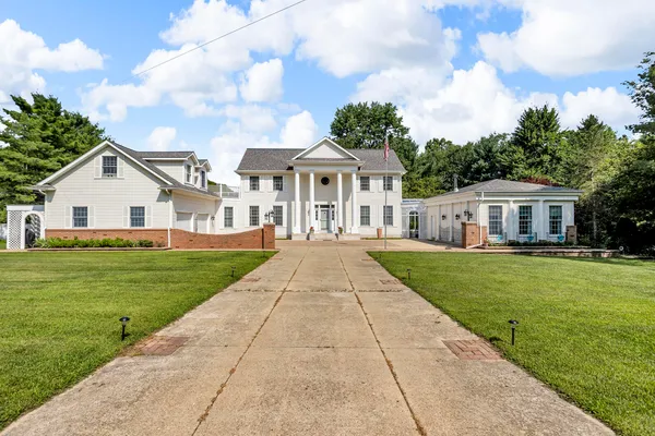 $599,900 | 6800 Wheaton Road, Jackson, MI 49201