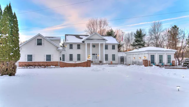 $599,900 | 6800 Wheaton Road, Jackson, MI 49201