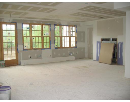 6 Autumn Road Wilbraham, MA 01095 - Photo 17 of 23 Gallery Image 17