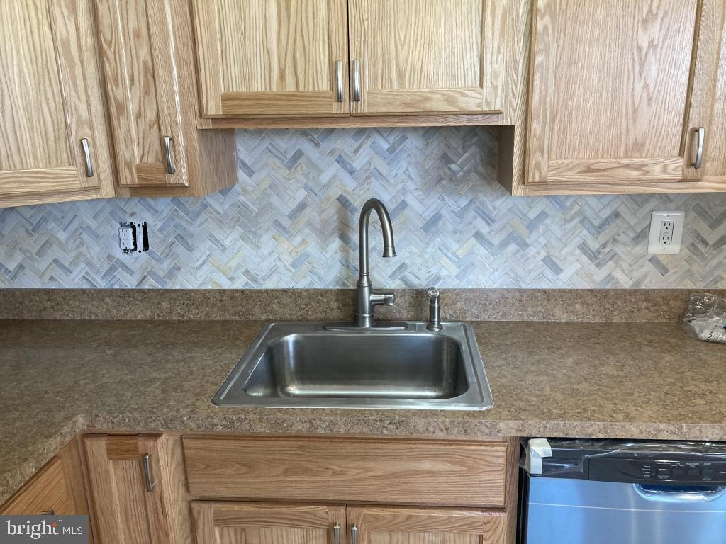 4015 Gideon Road Brookhaven, PA 19015 - Photo 11 of 37