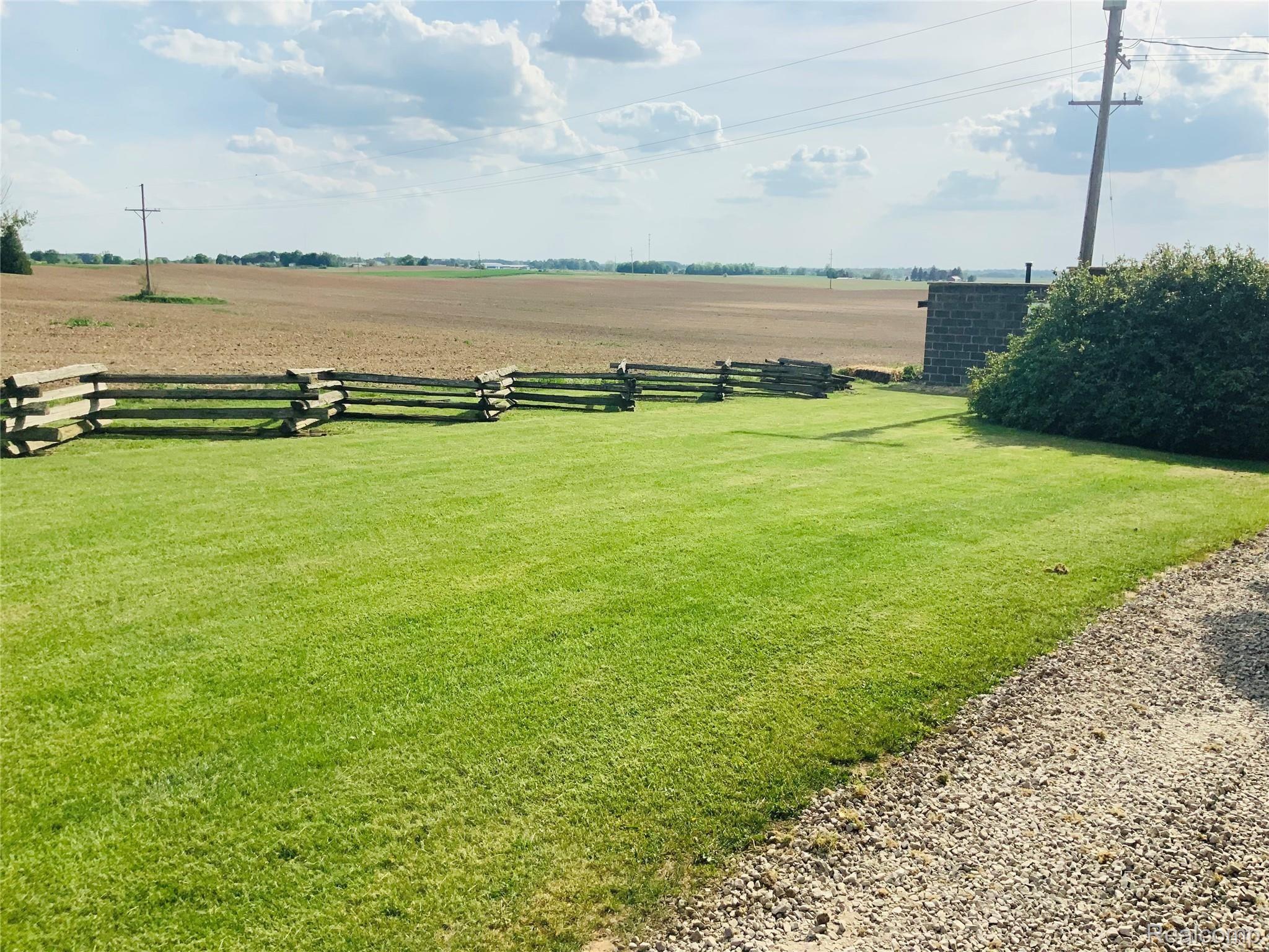 2165 Remington Road Caro, MI 48723 - Photo 14 of 24 B68511E1-6472-4D2A-A283-D5DADCD9ECD8.jpeg
