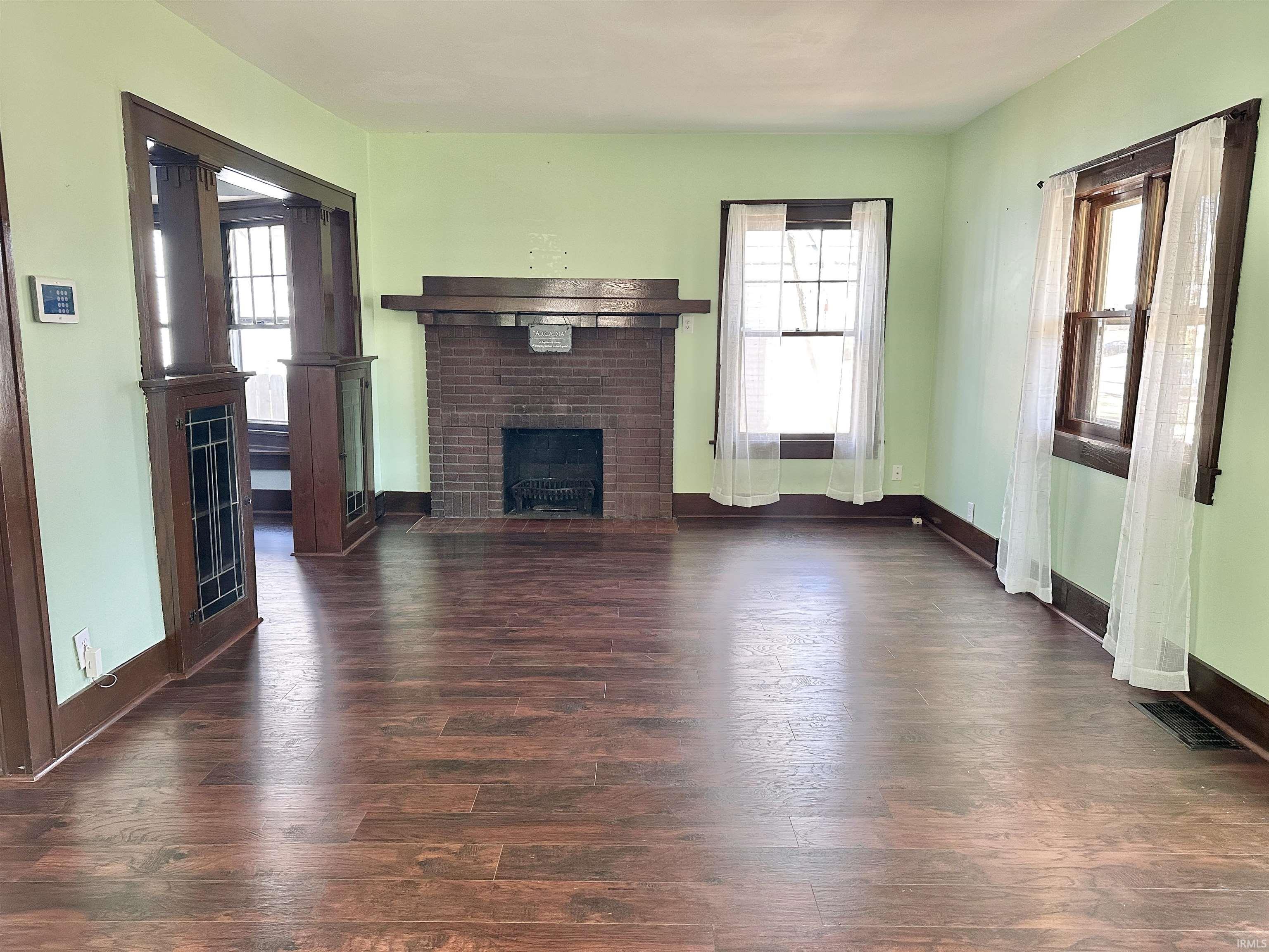 326 Arcadia Court Fort Wayne, IN 46807 - Photo 5 of 36