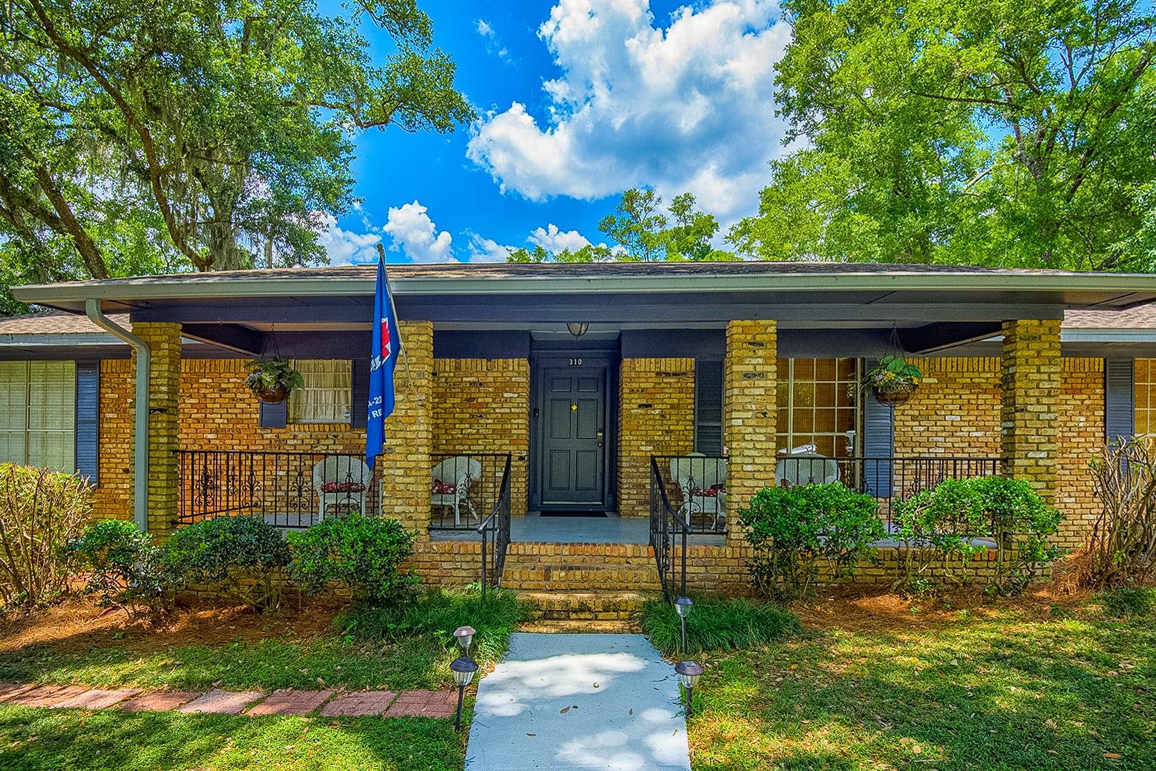 310 Whiting Court Daphne, AL 36526 - Photo 2 of 45