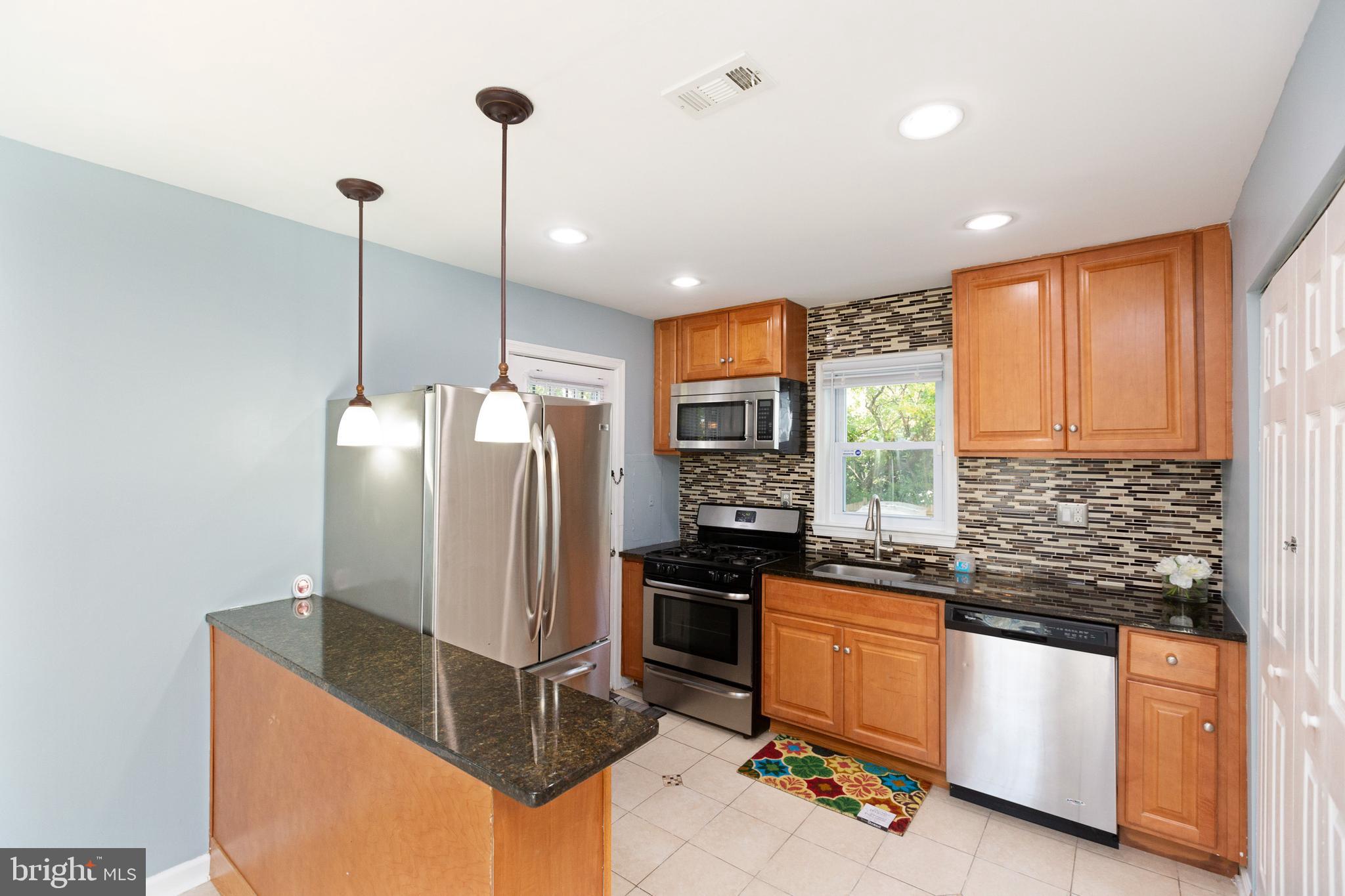 7100 Greeley Road Landover, MD 20785 - Photo 12 of 31 KITCHEN OVERVIEW #2