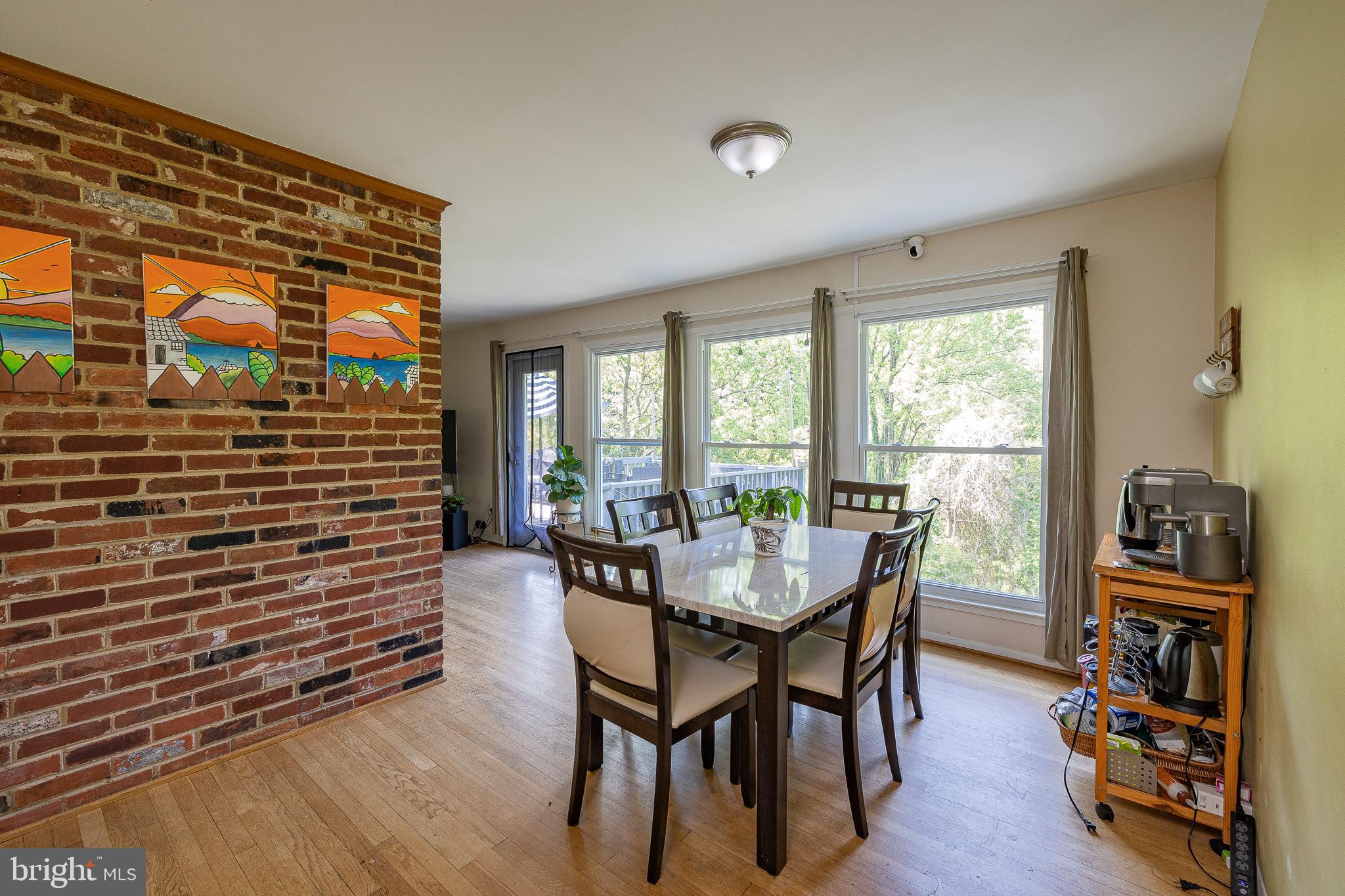 6709 Bracken Court Springfield, VA 22152 - Photo 2 of 39