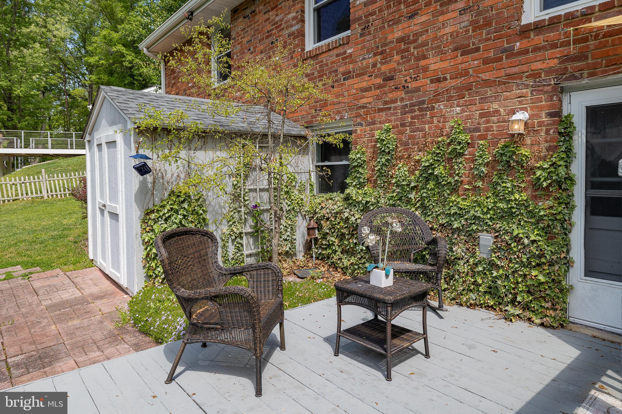 6709 Bracken Court Springfield, VA 22152 - Photo 33 of 39