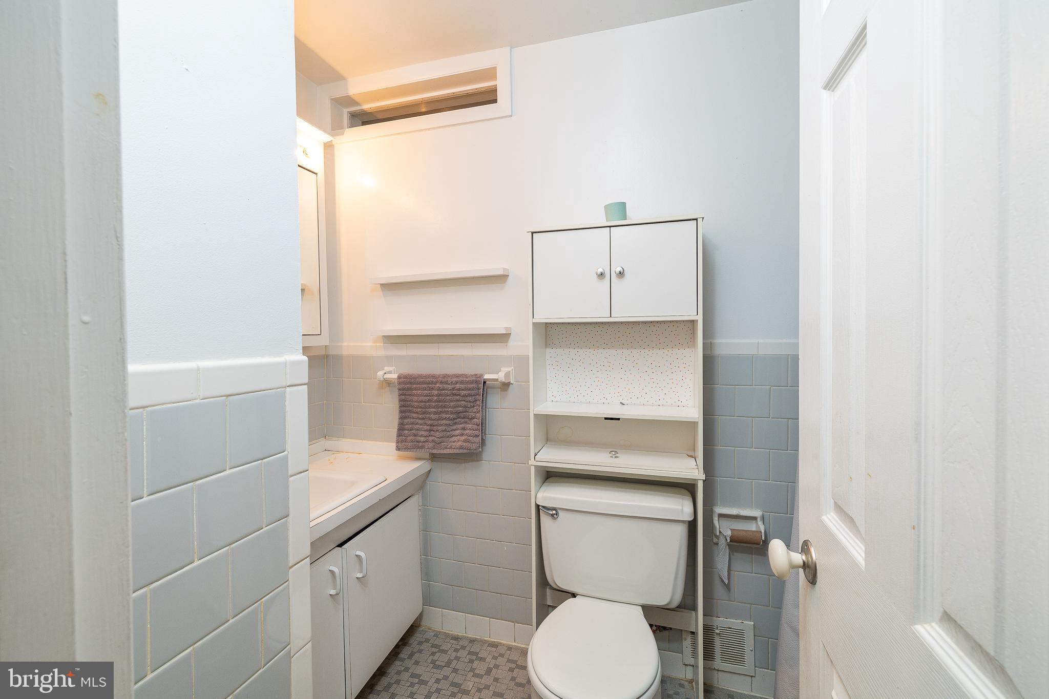 6709 Bracken Court Springfield, VA 22152 - Photo 8 of 39