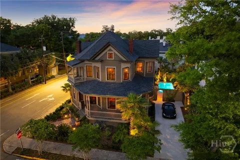 $2,495,000 | 102 East 38th Street, Savannah, GA 31401