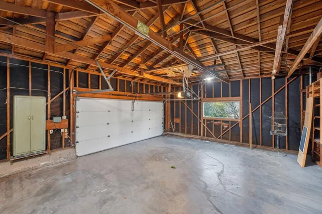 $3,688,000 | 135 Harcross Road, Woodside, CA 94062