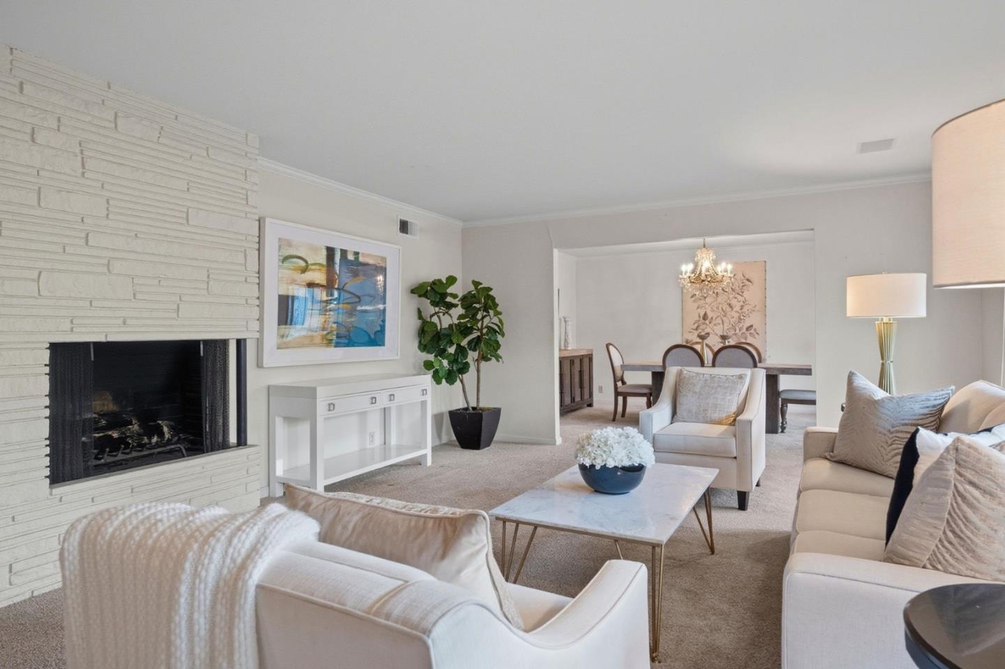 135 Harcross Road Woodside, CA 94062 - Photo 6 of 39