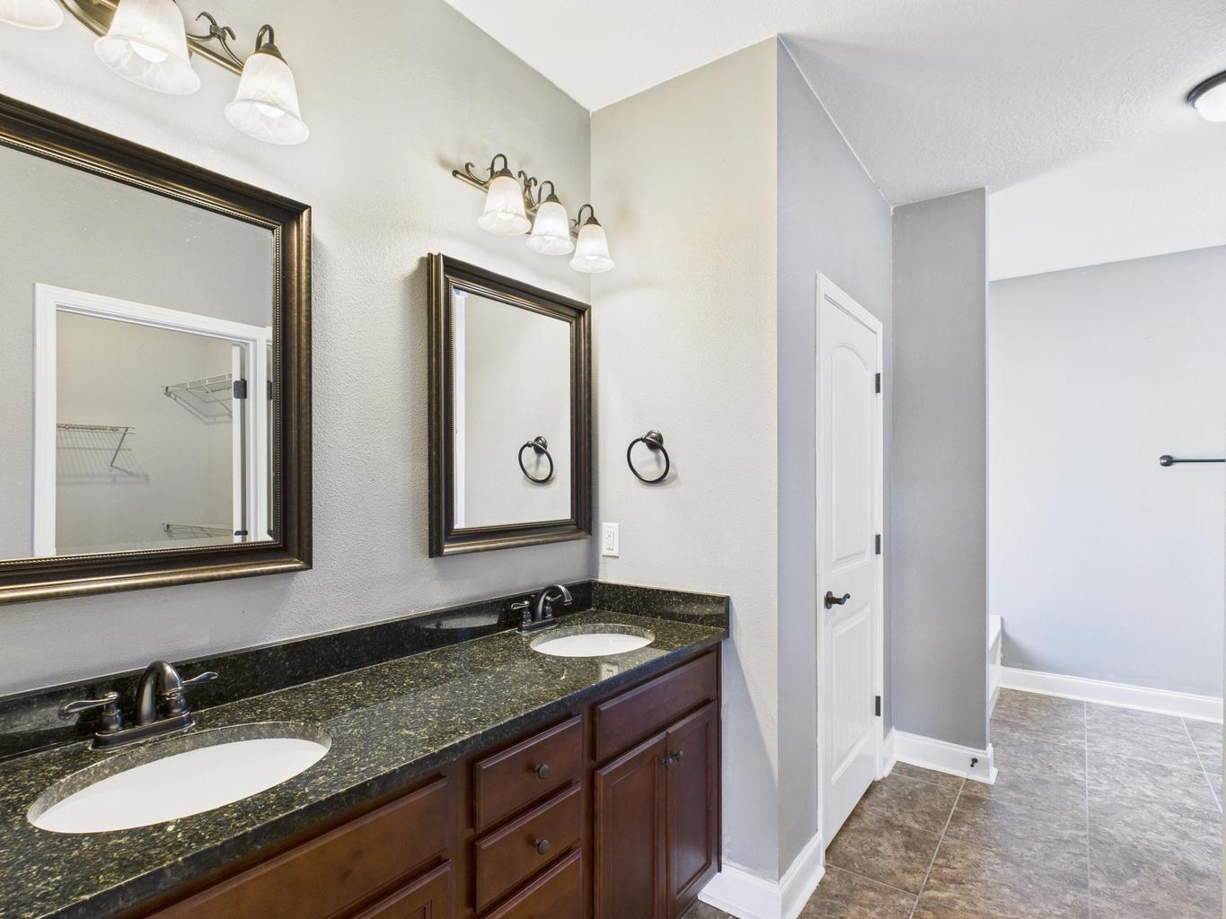 4546 Live Oak Church Road Crestview, FL 32539 - Photo 17 of 22 Bathroom