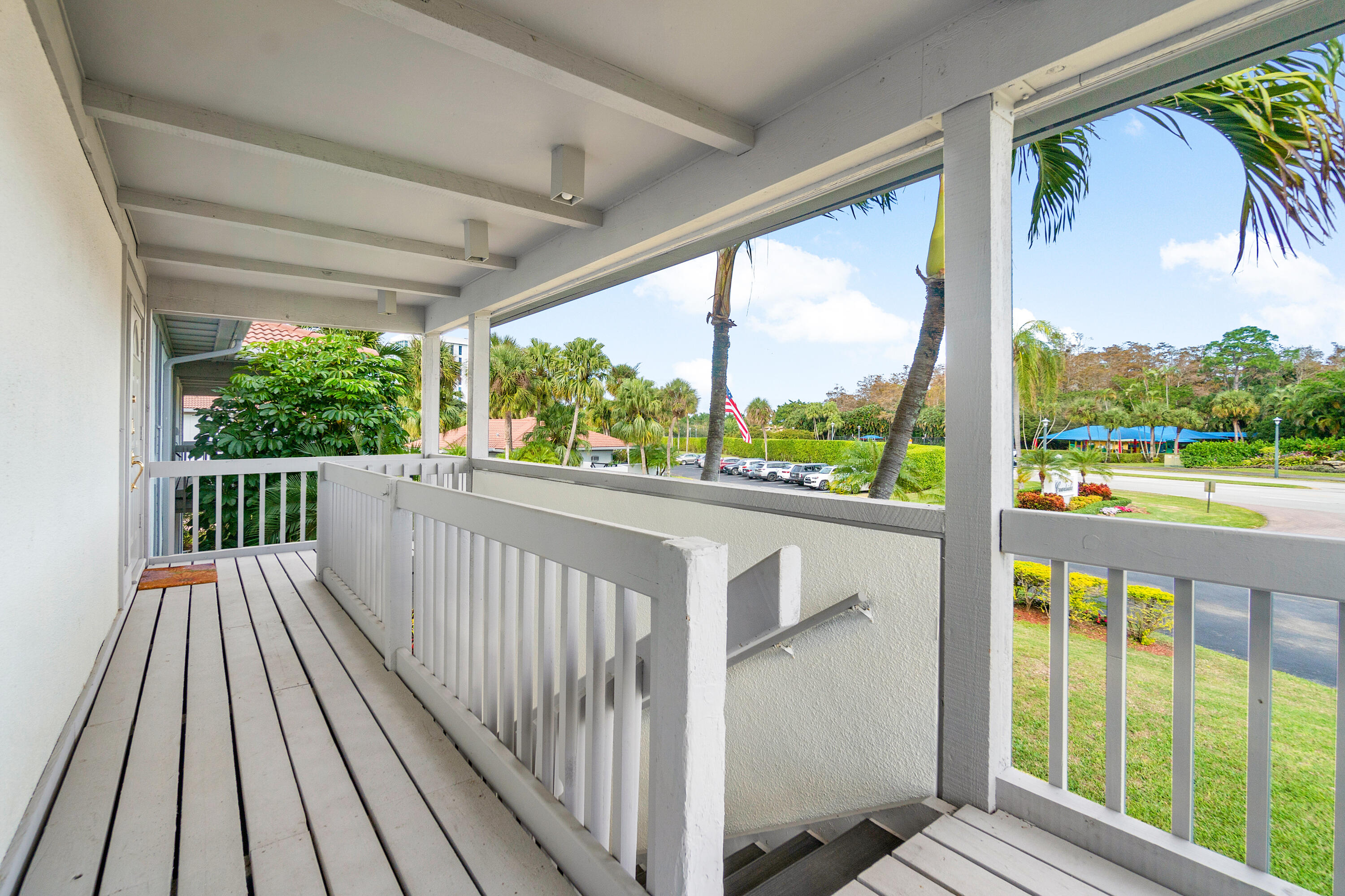 20305 Boca W Drive, Unit 1904 Boca Raton, FL 33434 - Photo 23 of 32 Entry