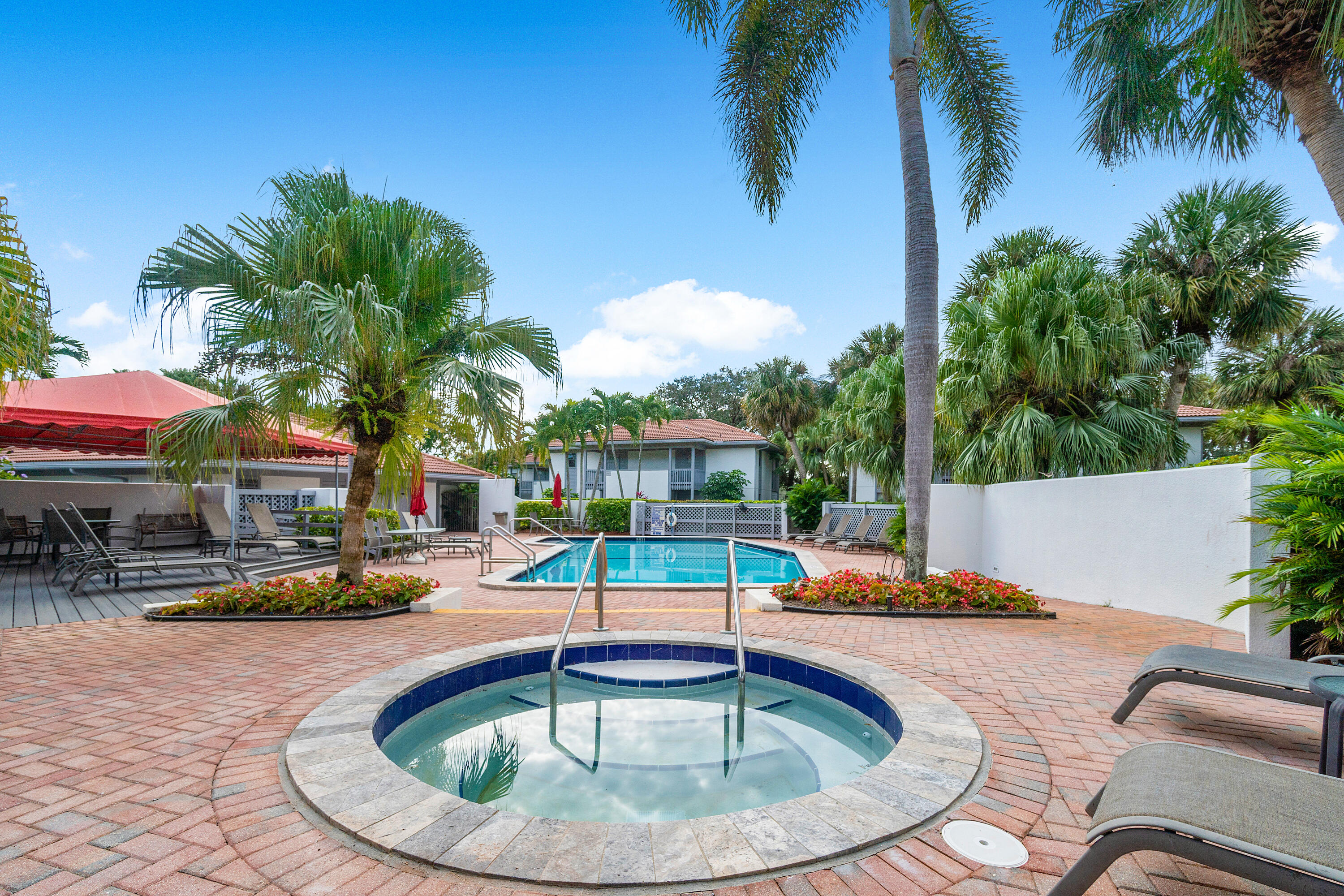 20305 Boca W Drive, Unit 1904 Boca Raton, FL 33434 - Photo 27 of 32 Subdivision Hot Tub