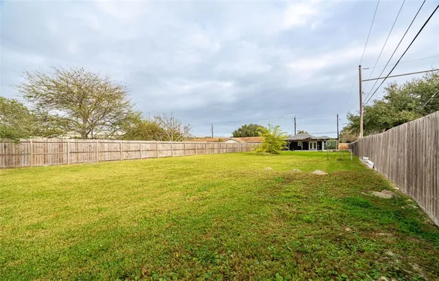 a view of an ocean from a yard