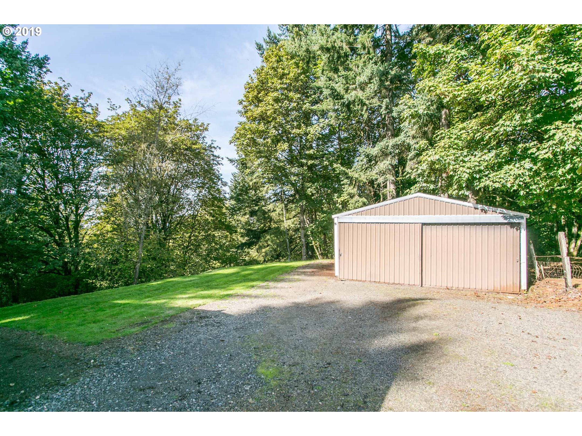 13010 South Union Hall Road Canby, OR 97013 - Photo 28 of 31 a view of backyard with large trees