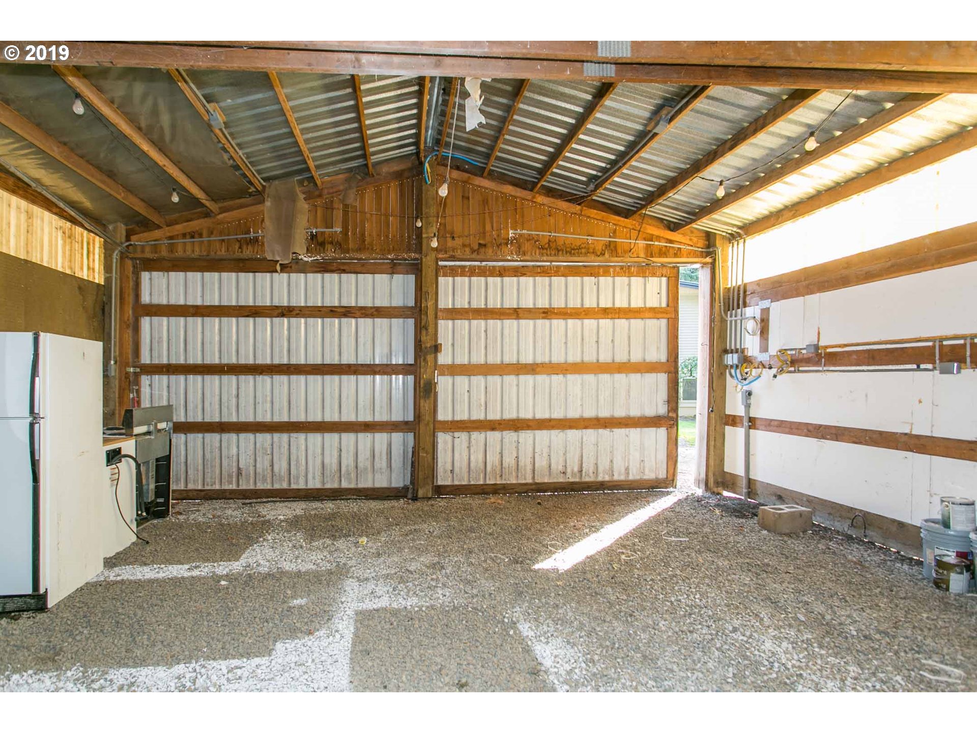 13010 South Union Hall Road Canby, OR 97013 - Photo 29 of 31 a view of an empty room with a balcony