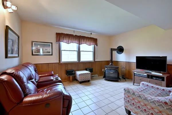 $385,000 | 37W208 Olwin Avenue, Elgin, IL 60124