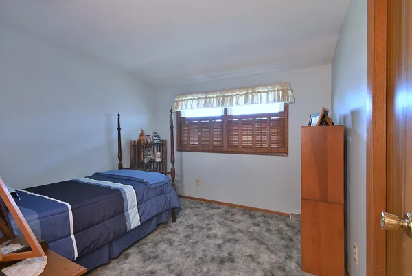 $385,000 | 37W208 Olwin Avenue, Elgin, IL 60124