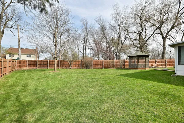 $385,000 | 37W208 Olwin Avenue, Elgin, IL 60124