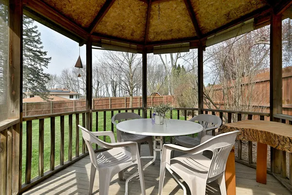 $385,000 | 37W208 Olwin Avenue, Elgin, IL 60124