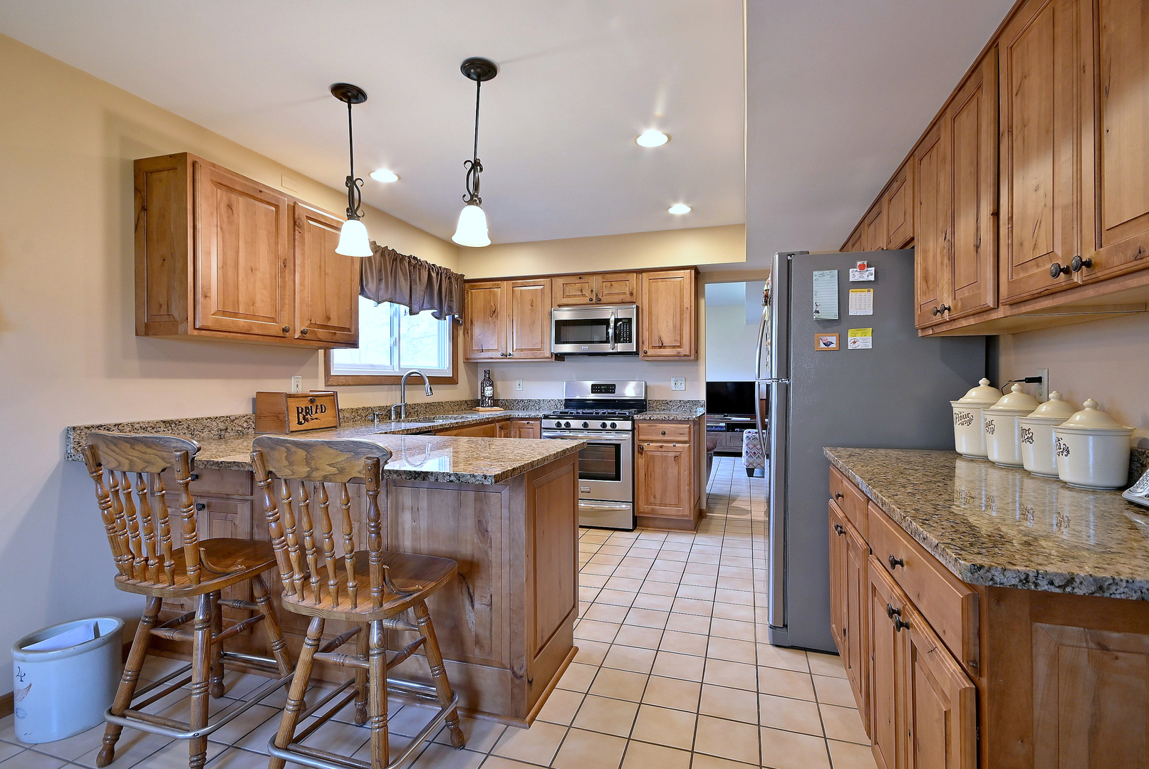 37W208 Olwin Avenue Elgin, IL 60124 - Photo 10 of 37