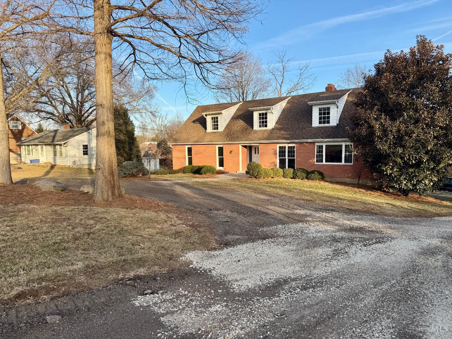 3510 Banning Road Cincinnati, OH 45239 - Photo 3 of 48