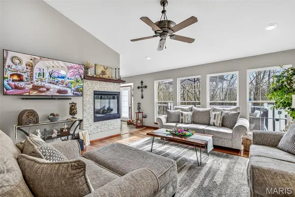 $415,000 | 1800 Cairo Drive, Festus, MO 63028