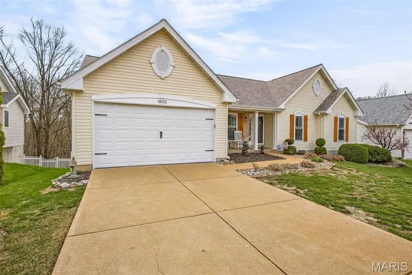 $415,000 | 1800 Cairo Drive, Festus, MO 63028