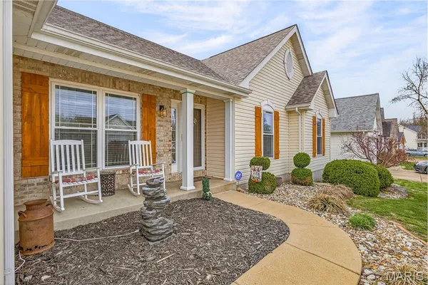 $415,000 | 1800 Cairo Drive, Festus, MO 63028